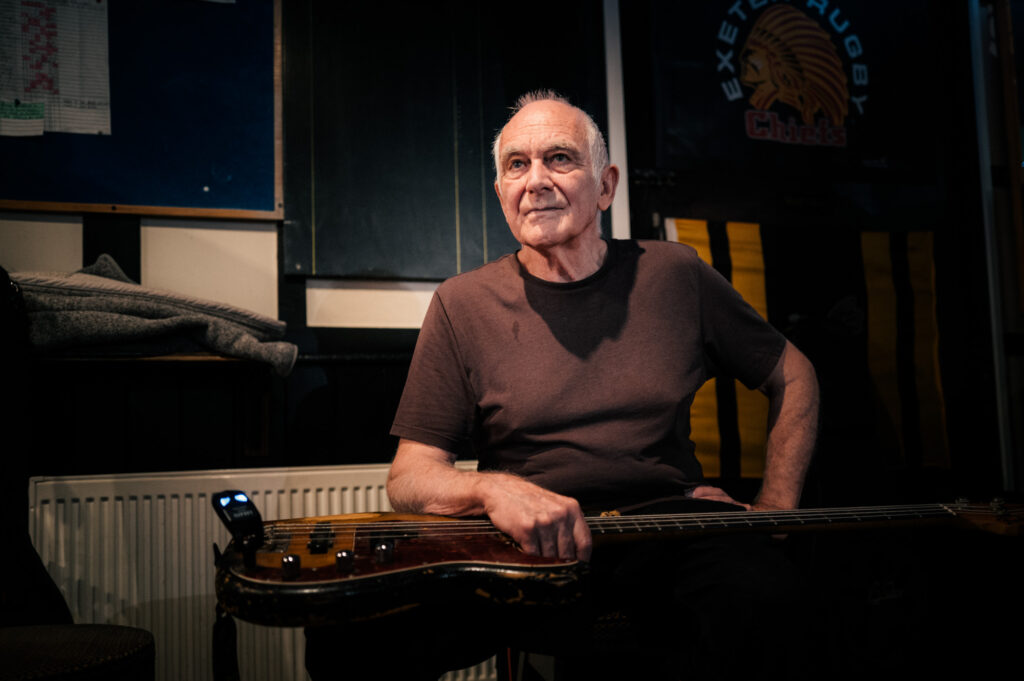 Ray. Singer, guitarist